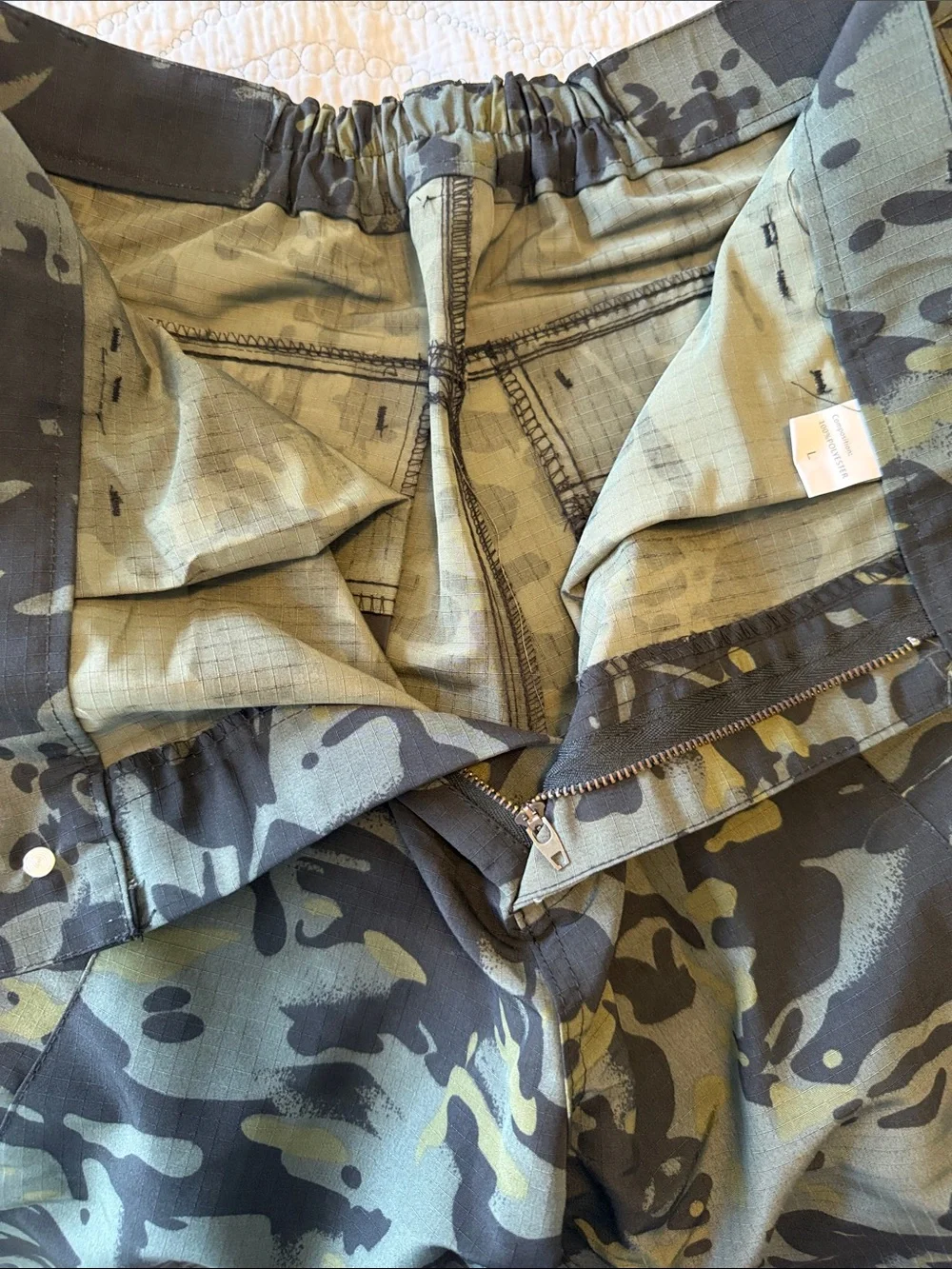 Women's Camouflage Cargo Pants - Green/Black light canvas NWT